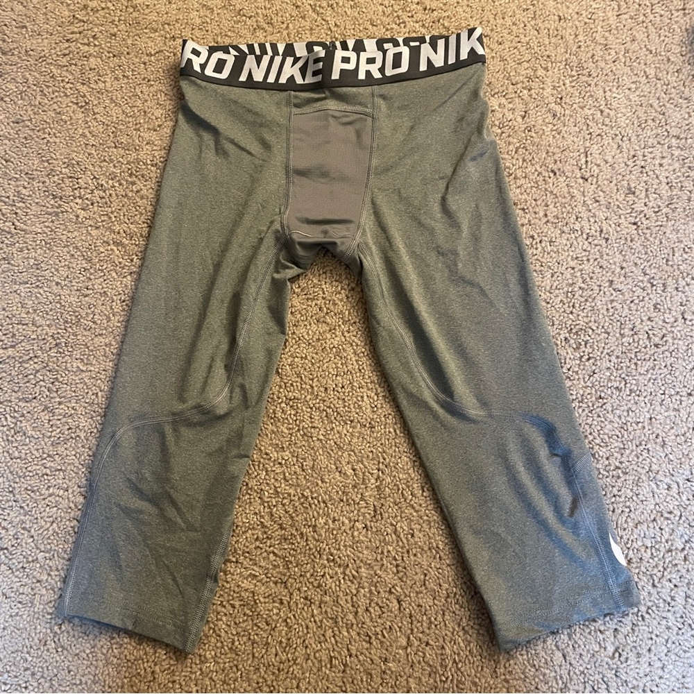 Kids Nike Pro leggings